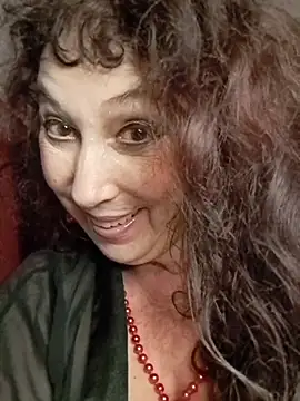 GypsyEsmeralda webcam