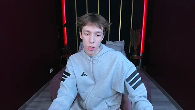 markbranston (M twink) - suck dildo