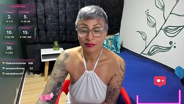 Charlotte__Gray webcam