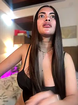 Bombshell_Ashy webcam