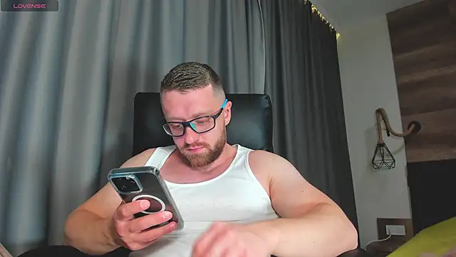 Findom_guy webcam