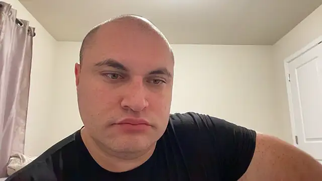 SluggishChase99 webcam