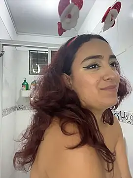 NaughtyNinnaXXX webcam