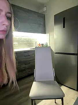 Webcam Model (MissOyee)  is live.Free join now!