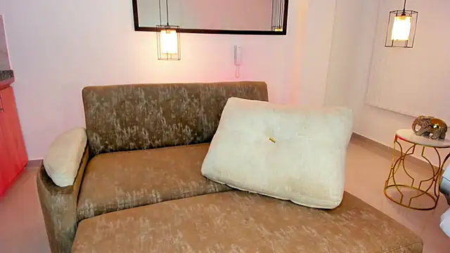 Lynara_norien webcam