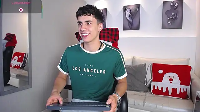 AdrianRinaldi webcam