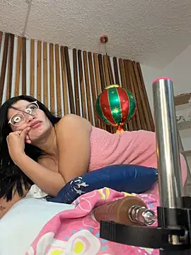 valerie_lya webcam