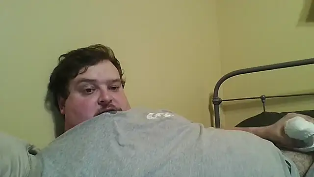 YelpedAverting webcam