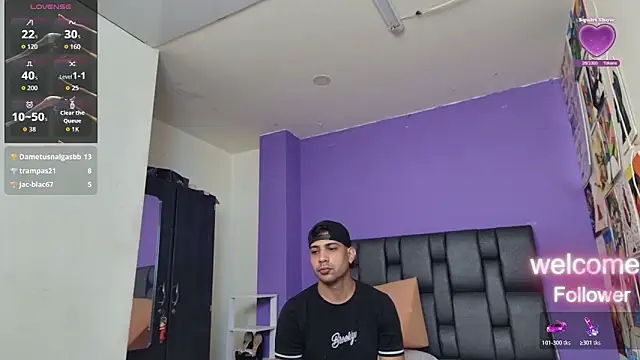 ashtoncooperr webcam