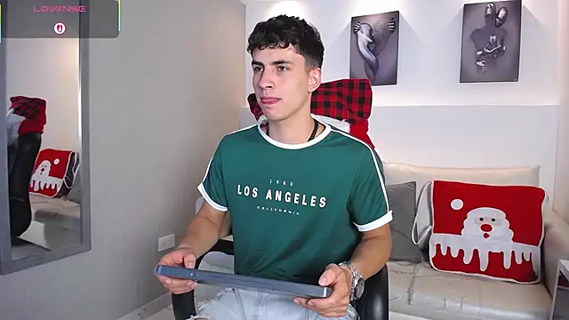 AdrianRinaldi webcam