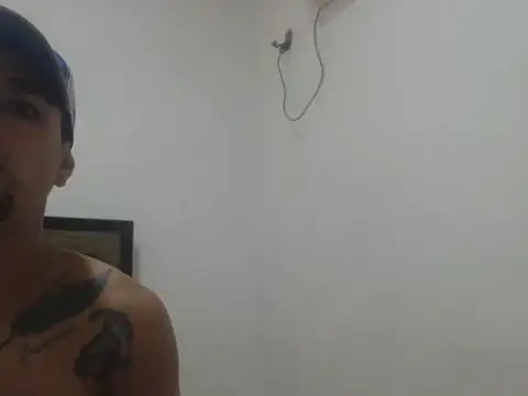 Amith_pearls_in_cock webcam