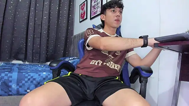 The_skinnyguys webcam