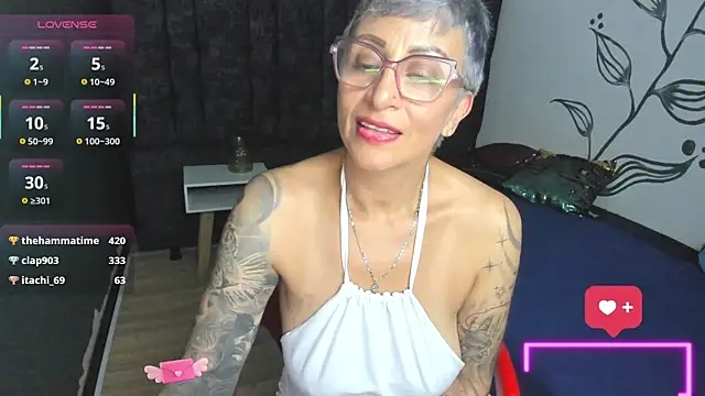 Charlotte__Gray webcam