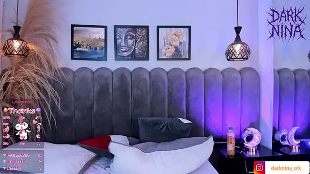 Dark_nina_ webcam