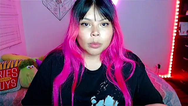 EllieMoonX webcam