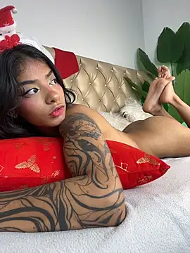 TweetiePieXXX webcam