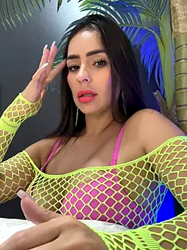 Webcam Model (Mau_White) is live