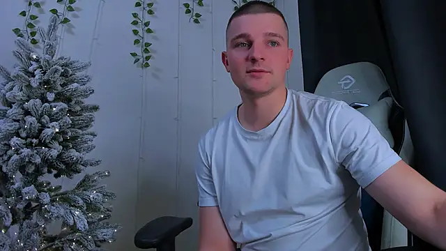 your_claddagh - Your_Claddagh's free webcam - UK Sex Cams