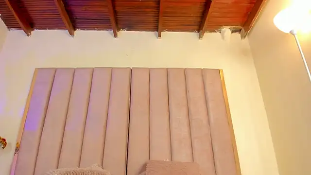 VICTORIA_RASH webcam