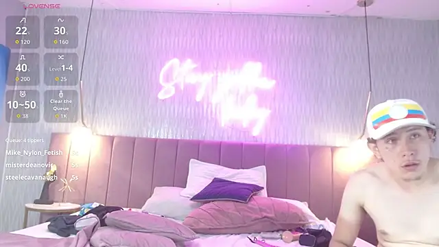 Naugthyhardsex webcam