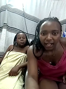 ShyNaughtyBabe webcam