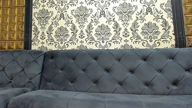 LissaBigTitts webcam