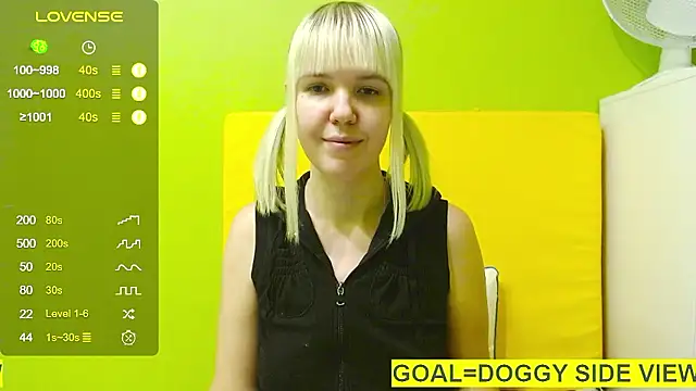 ultra_meow - Ultra_Meow's free webcam - UK Sex Cams