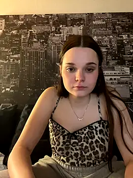 elenamariee - ElenaMariee's free webcam - UK Sex Cams