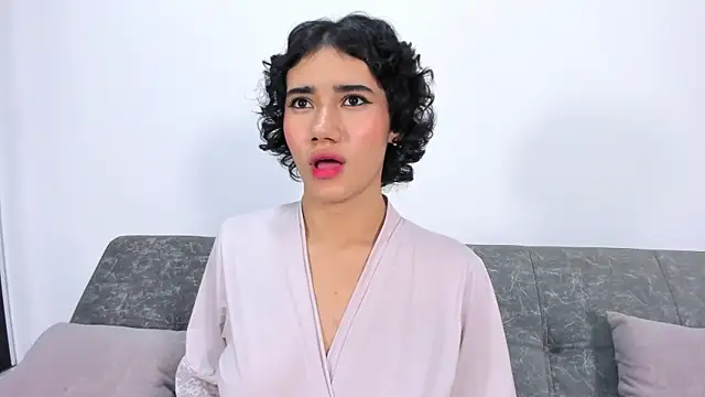 Alondra_Cutie webcam