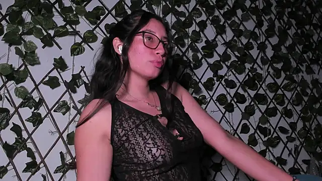 CoralineSanchez webcam