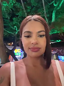 Irina_Velvett webcam