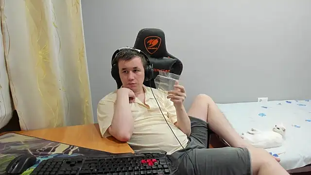 iliaskrislove webcam