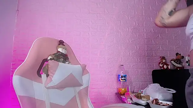 Dominic_Queen1 webcam