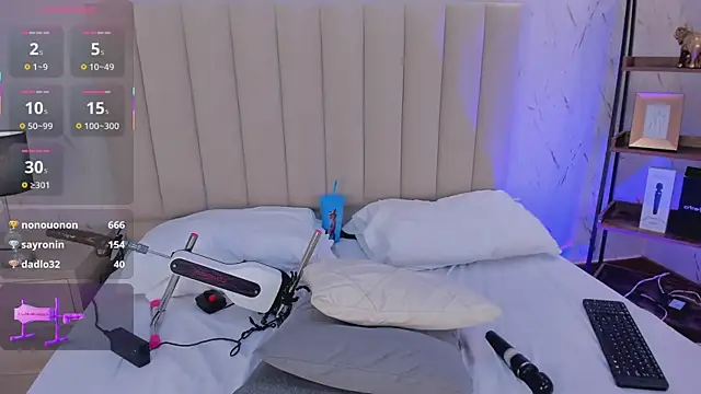 LilithHarperr_ webcam