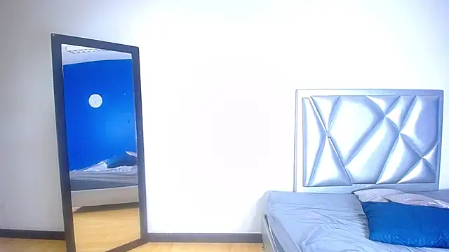 exotic_karmella webcam