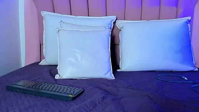 NicoleMadrird webcam