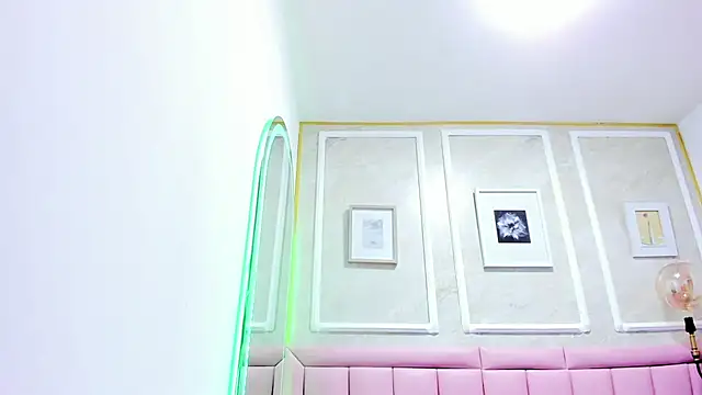 HoollyHendrix webcam