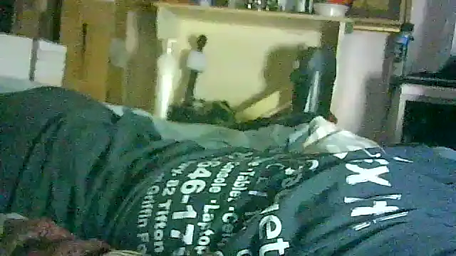 ON3YOULLN3VER_FIR3 webcam