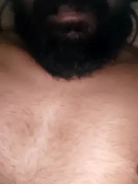 LargishSexiness webcam