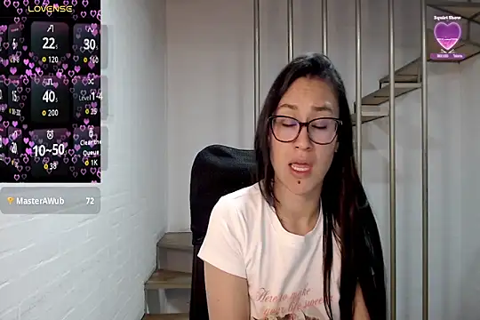 Jessie_Desire webcam