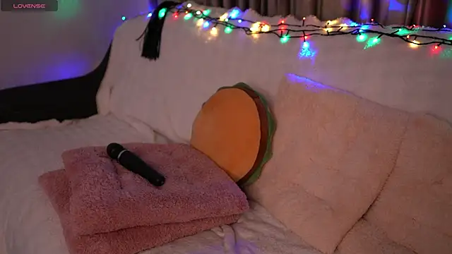 Ellis_Moonlite webcam