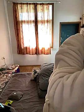 美女xiiuuff18在线直播