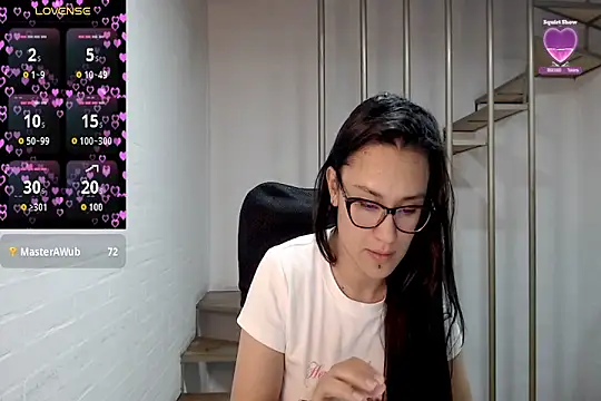 Jessie_Desire webcam