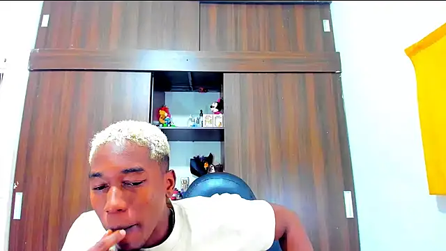 Dreamastercum_ webcam