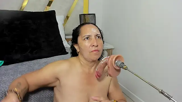 Luna_Naughty1 webcam