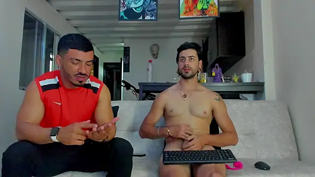 heteros_curious webcam