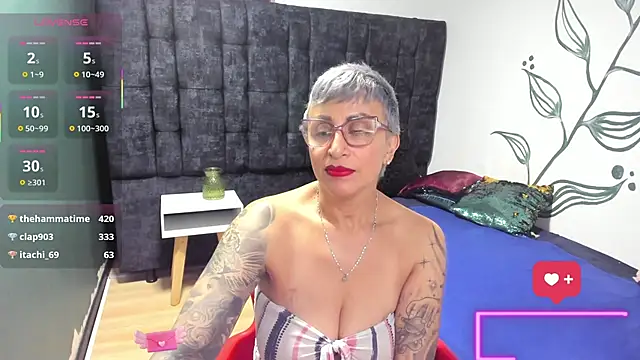 Charlotte__Gray webcam