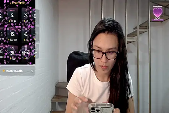 Jessie_Desire webcam