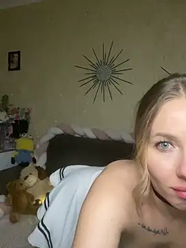 Alice_Picasso webcam