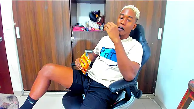 Dreamastercum_ webcam